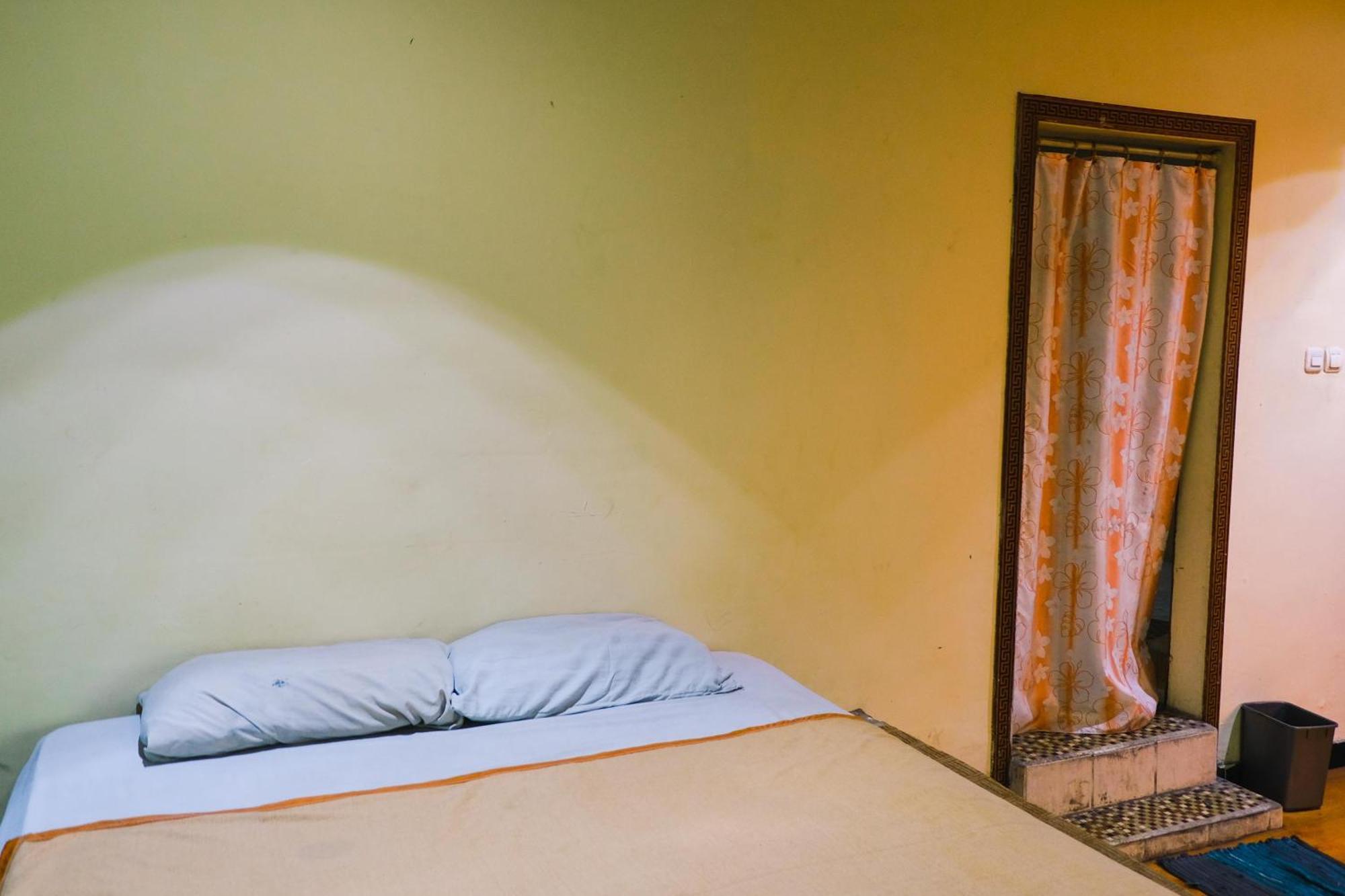 King Stone Hotel Mencil Zewnętrze zdjęcie