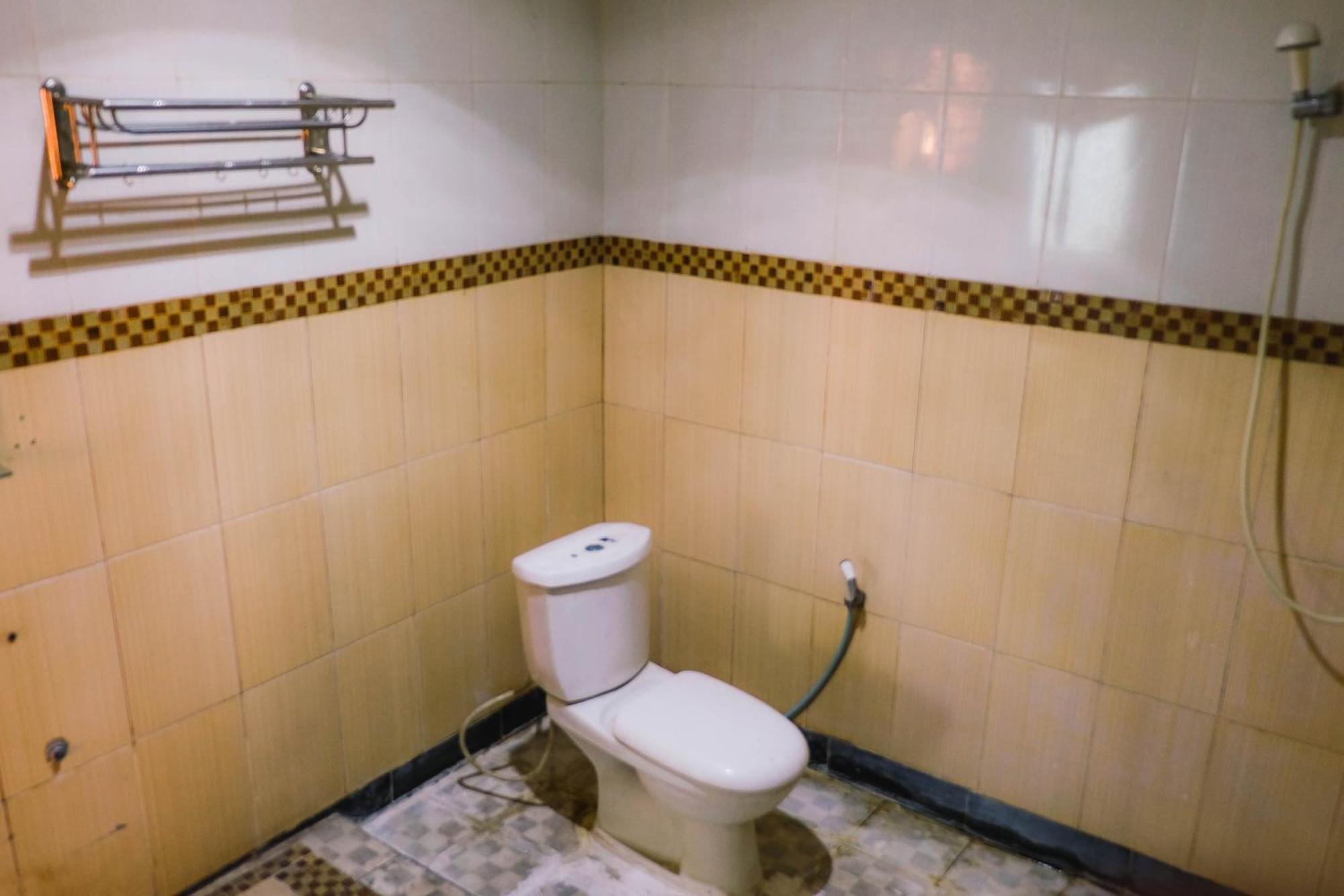 King Stone Hotel Mencil Zewnętrze zdjęcie