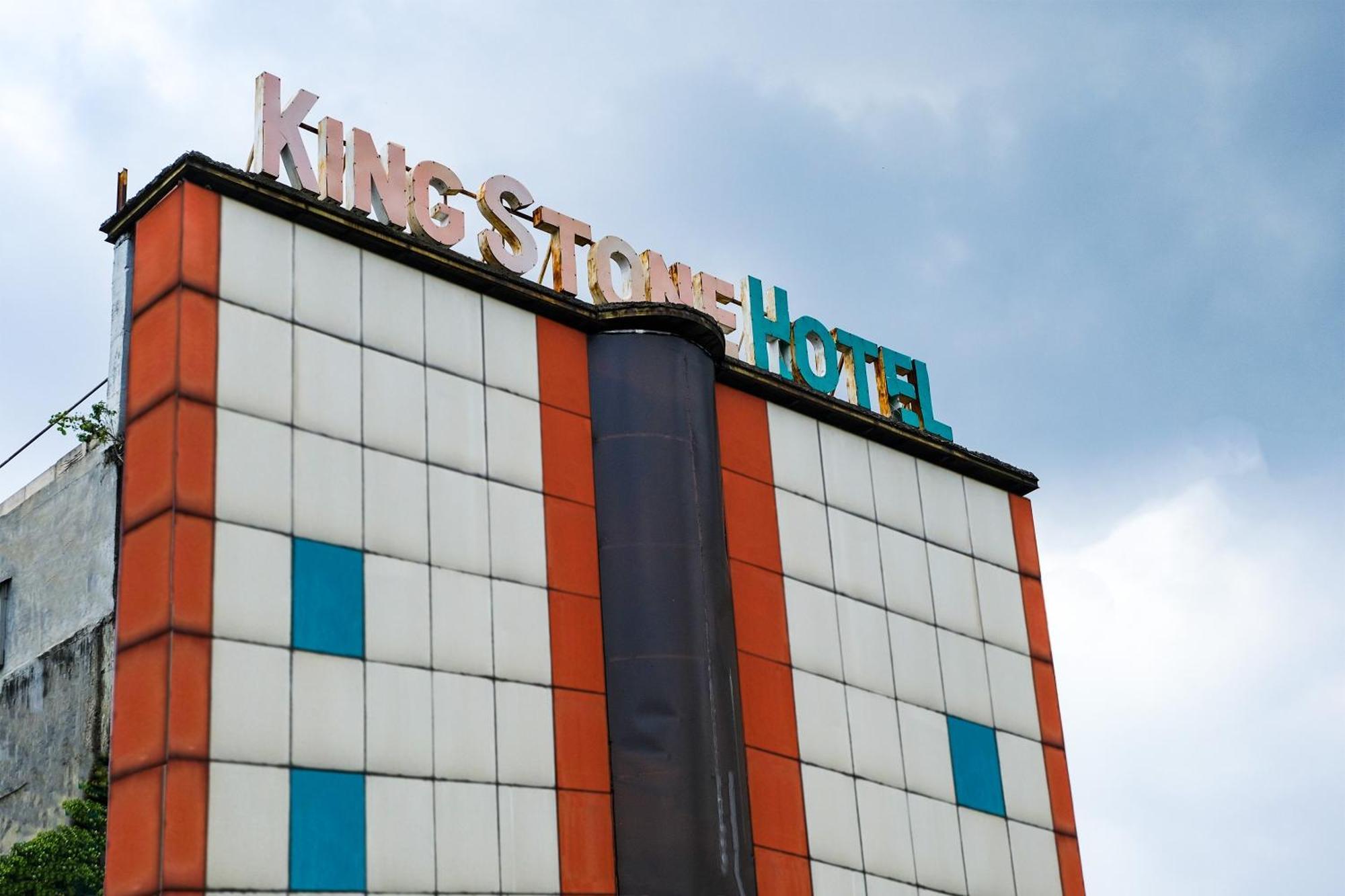 King Stone Hotel Mencil Zewnętrze zdjęcie
